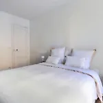 Appartement De Charme Typique Parisien -36M2- Dans Le 5E
