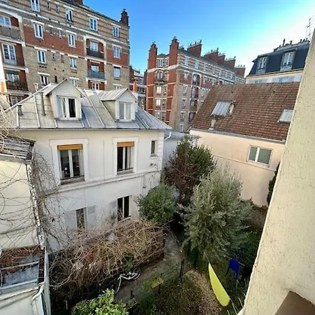 De Charme Typique Parisien -36m2- Dans Le 5e Parigi