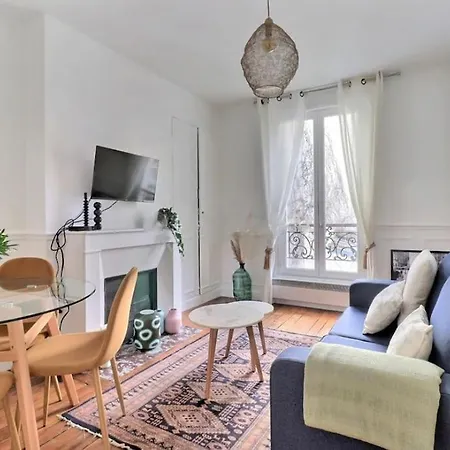 De Charme Typique Parisien -36m2- Dans Le 5e Appartamento