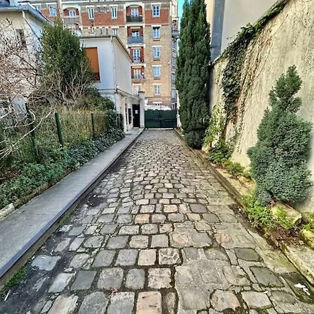 Appartamento De Charme Typique Parisien -36m2- Dans Le 5e *